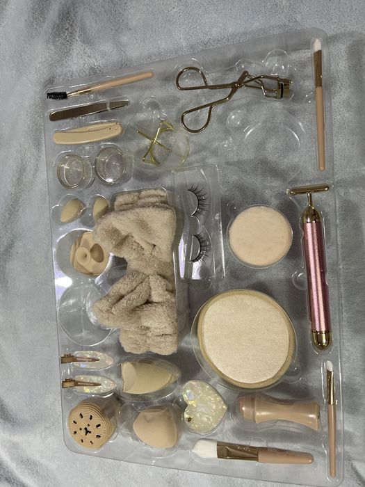 Produse cosmetice din advent calendar