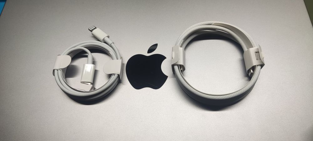 Cablu Type C sau Lightning Apple