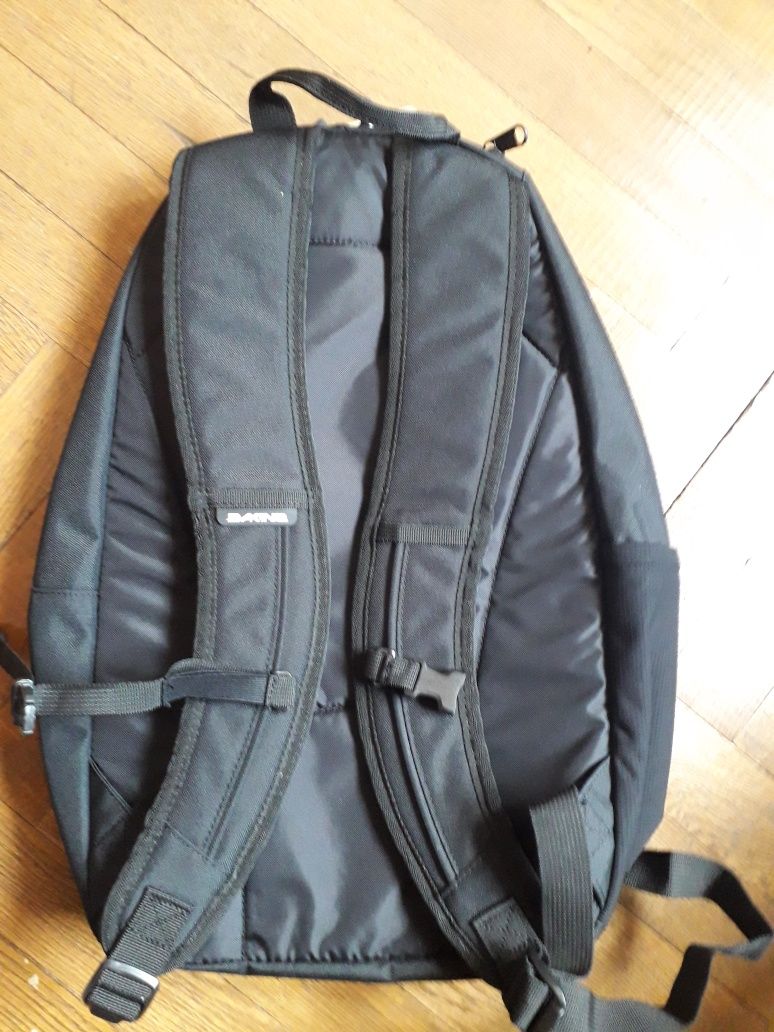 Rucsac nou Dakine 22 L