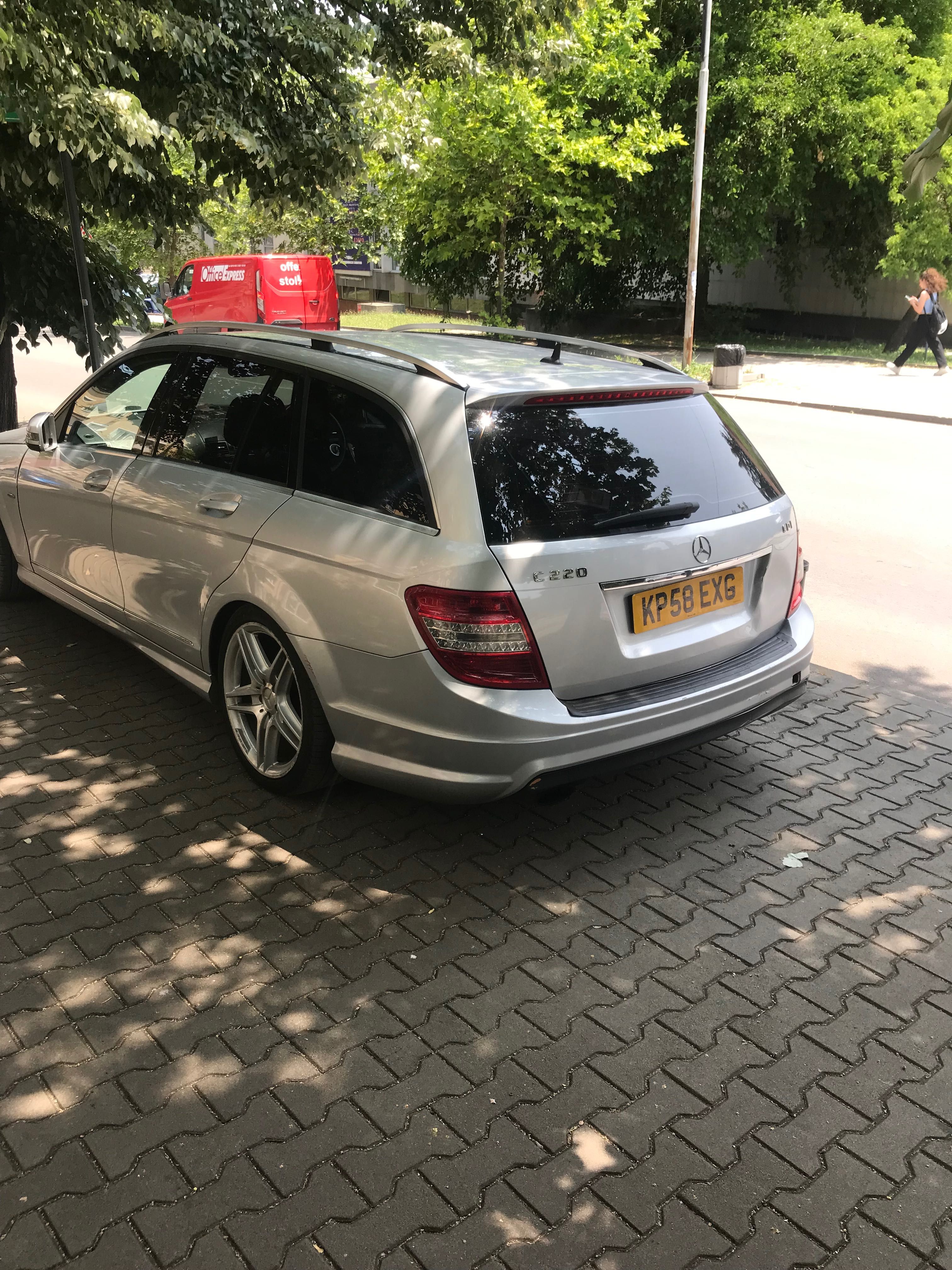 На части С клас AMG пакет 646 двигател