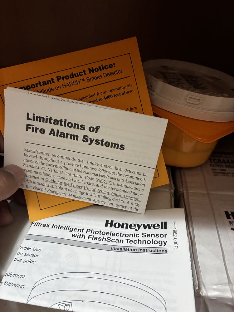 Противопожарный датчик Honeywell