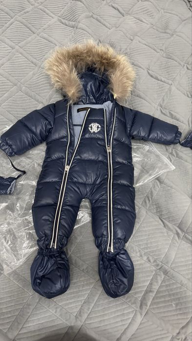 Продам комбинезон зимний детский