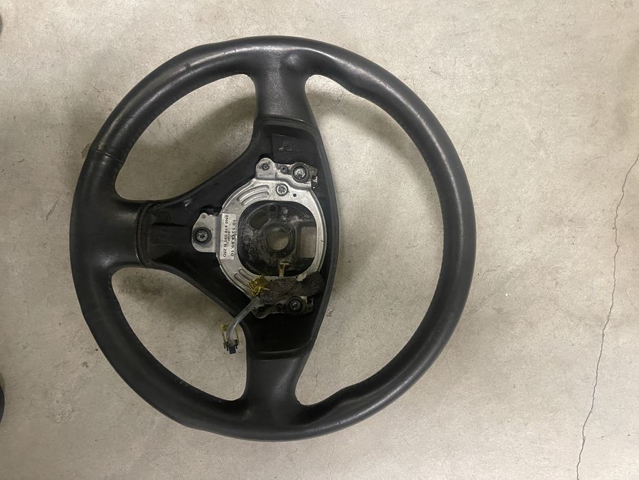 Продавам волан за Audi TT (първо поколение)