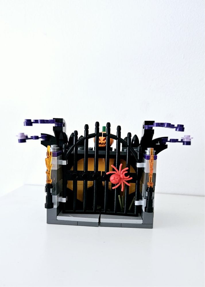 Lego Seasonal Halloween 40260 - Halloween Haunt (2017)