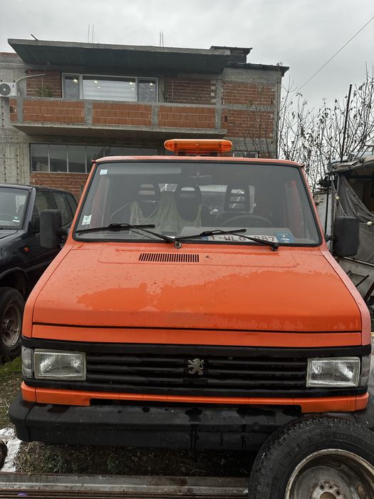 Peugeot J5 Пътна помощ
