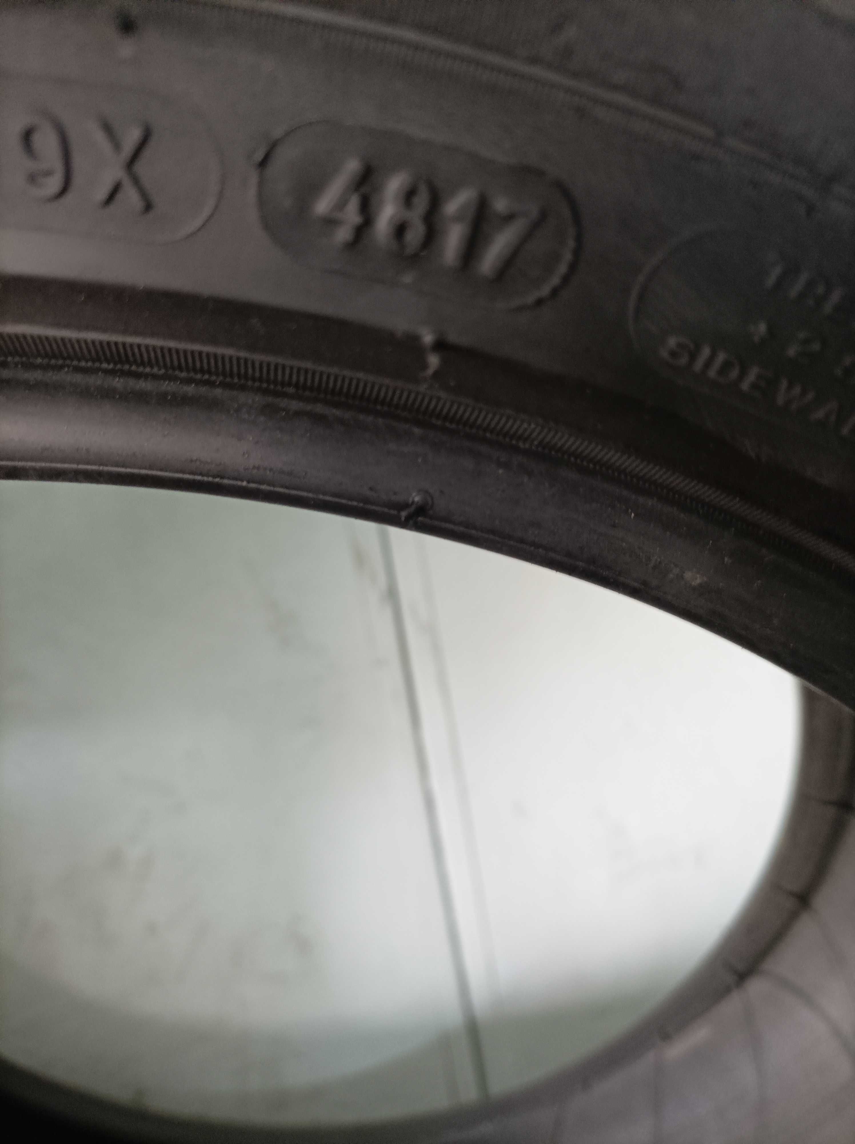 Продавам 2 летни гуми 205/55/16 91V Michelin -20 лв/бр.