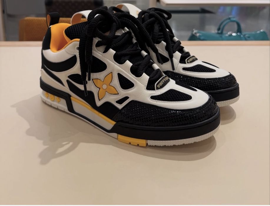 Vand adidasi Louis Vuitton LV Skate.