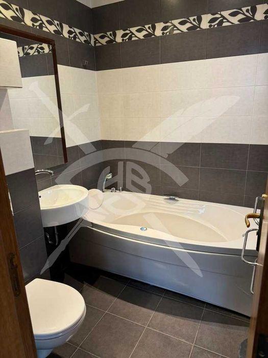 Продава се Едностаен апартамент в София, Студентски град - 65 кв.м за 2600 €/кв.м - Снимка #2