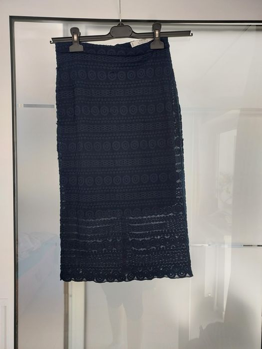Fusta mango marime XS dantela