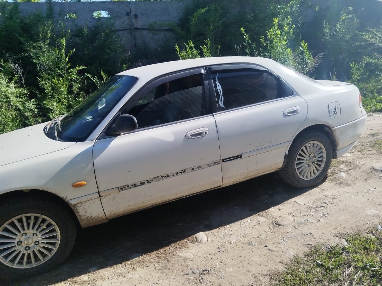 Продам Мазду кронос