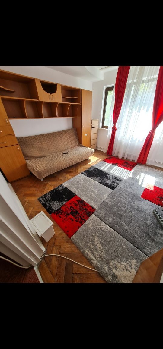 Apartament Gavana 2 decomandat centrala termica etaj 1