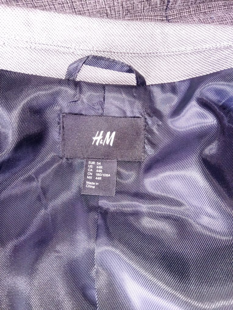 H&M ново спортно-елегантно сако