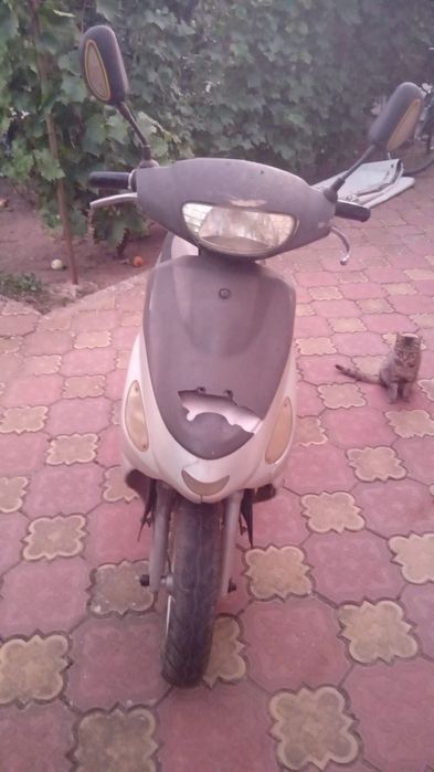 Scuter kimco cu acte 50cc
