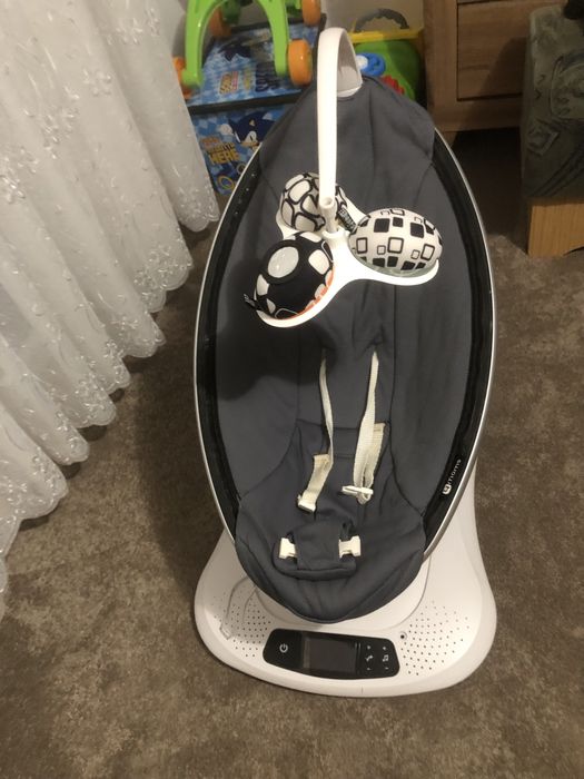 Balansoar electric 4 Moms mamaRoo