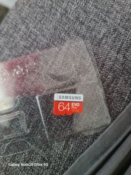 Card memorie samsung 64 GB evo+