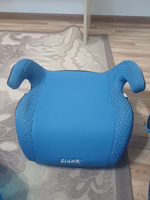 Продам бустер детский