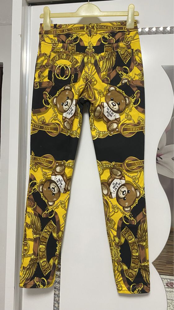 Pantaloni Moschino