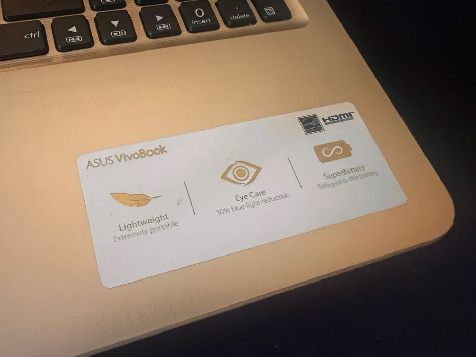 Laptop Asus VivoBook i3 gen.7 video nvidia