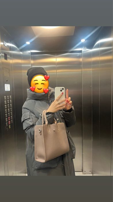 Продам женскую куртку