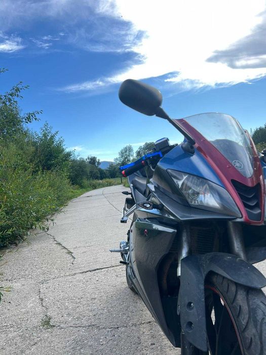 Yamaha YZF R125 2015
