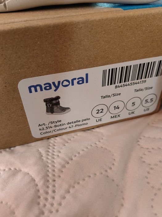 Зимни сиви боти Mayoral 21-22 номер