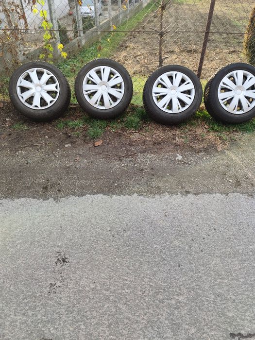 Set 4 roți iarnă 205/55 R16 Diplomat Winter HP M+S – cu jante și capac