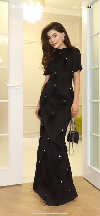 Платья продам новый с итекеткой