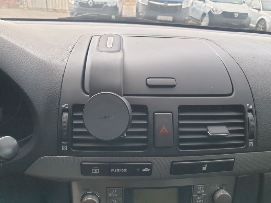 Табло за Тойота Авенсис Т25