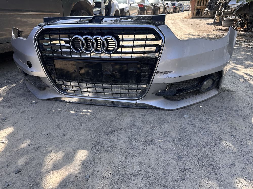 Предна броня от ауди а1 2012г / audi a1 s line