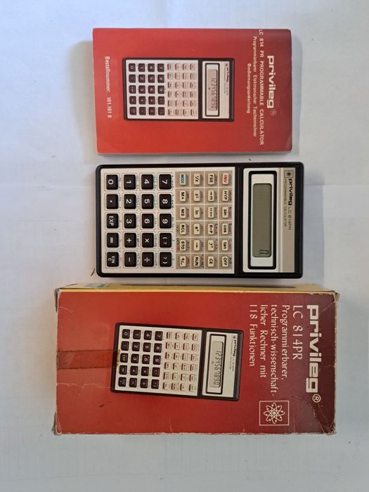 Продавам калкулатор PRIVILEG.