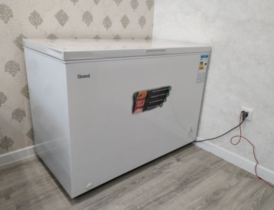 Продам морозильную камеру