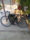 Bicicleta cursiera marca sab, cauciucuri noi, schimba bine, frane bune