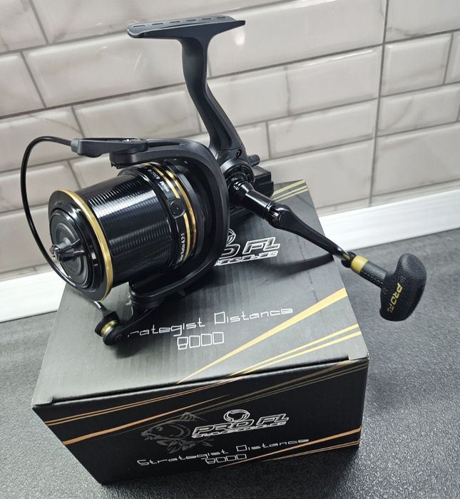 Mulineta PRO FL Strategist Distance 8000 10+1 Rulmenti NEW 2024