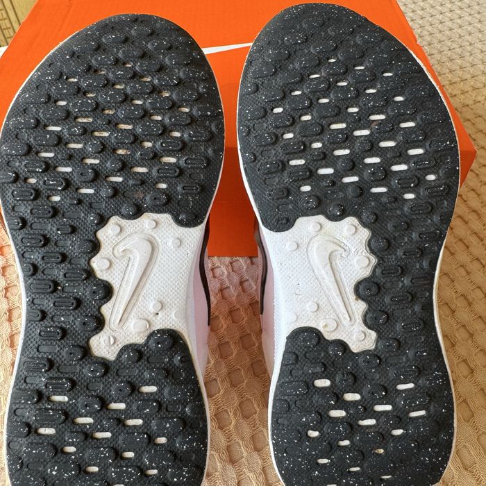 Nike Revolution 7 Younger Kids Shoes Найк детски маратонки момиче