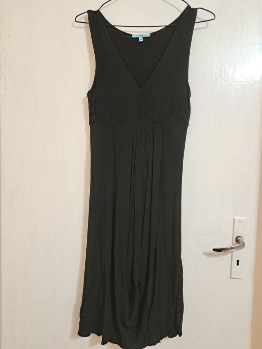 Рокля Guess и други