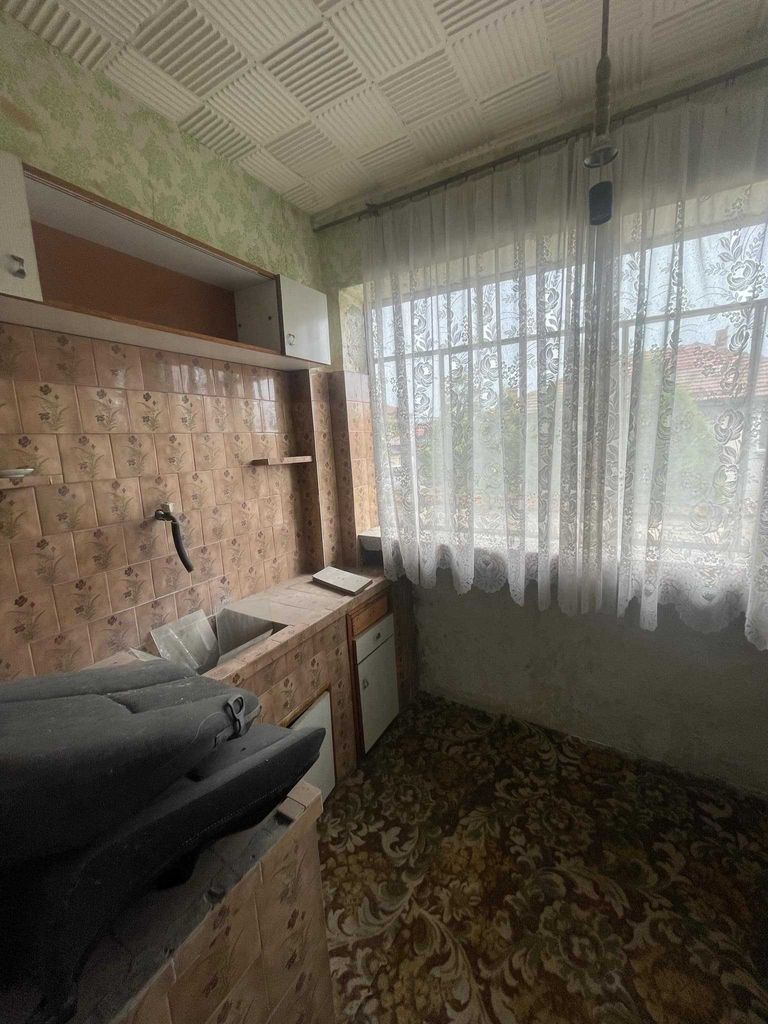 Продава се Къща в Първомай - 190 кв.м за 316 €/кв.м - Снимка #4