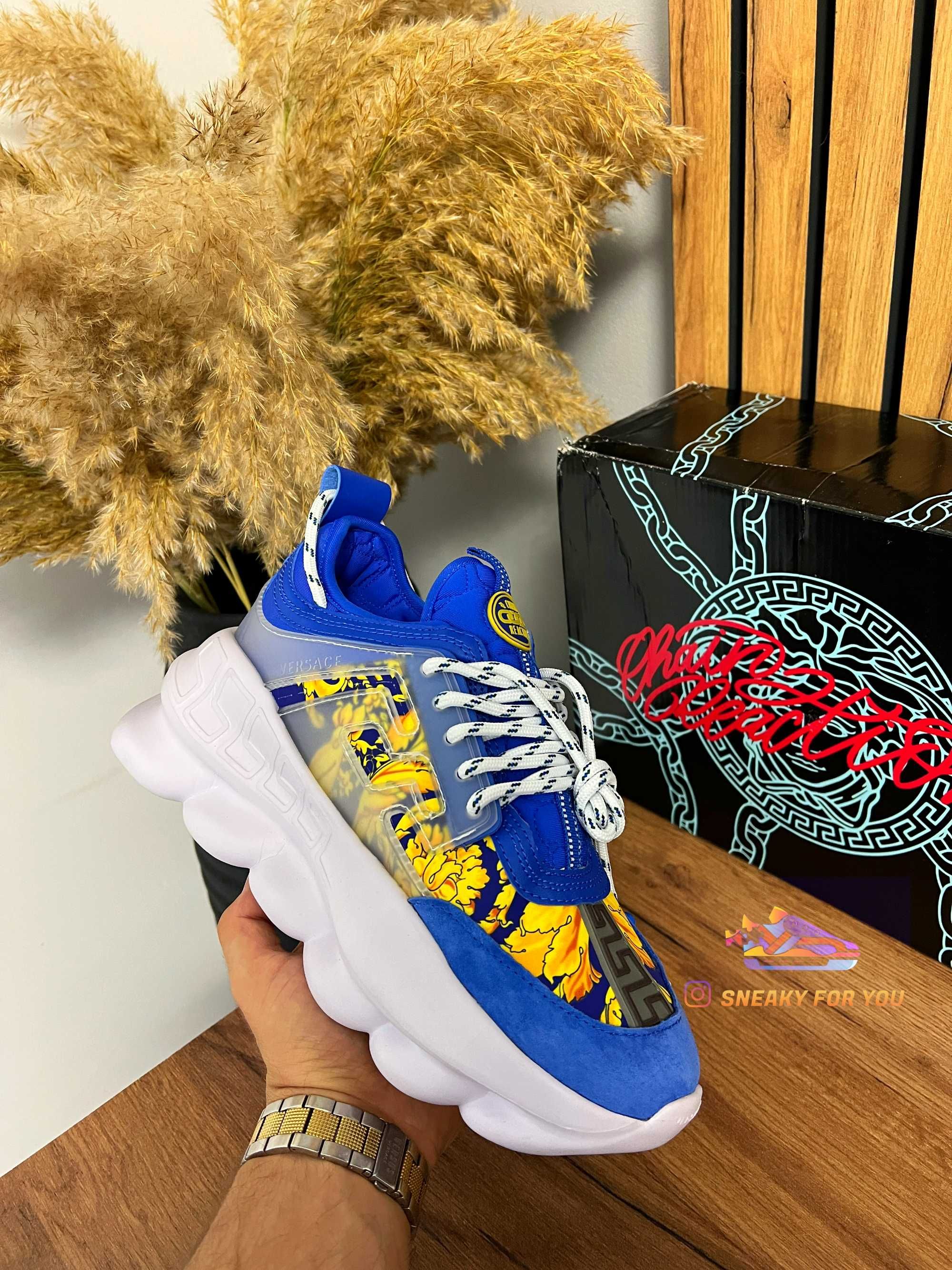 40 41 42 Versace Chain Reaction Blue White