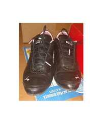 Pantofi sport/ Adidasi Puma din piele negri cu roz ,40-41