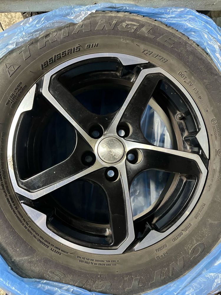 Продам диски R15 новые