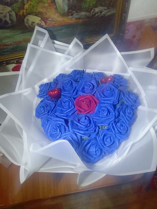 Buchet de flori in forma de inima