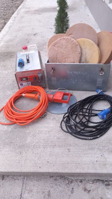 Vând mașină de fragasat tingiu