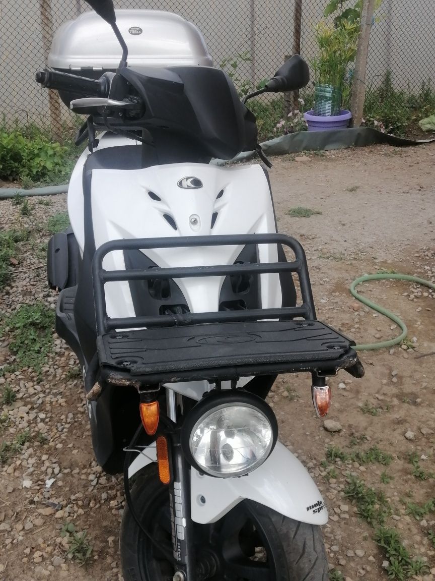 Скутер kymko 125 куб