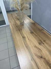 Продается деревянный стол 2 шт новые