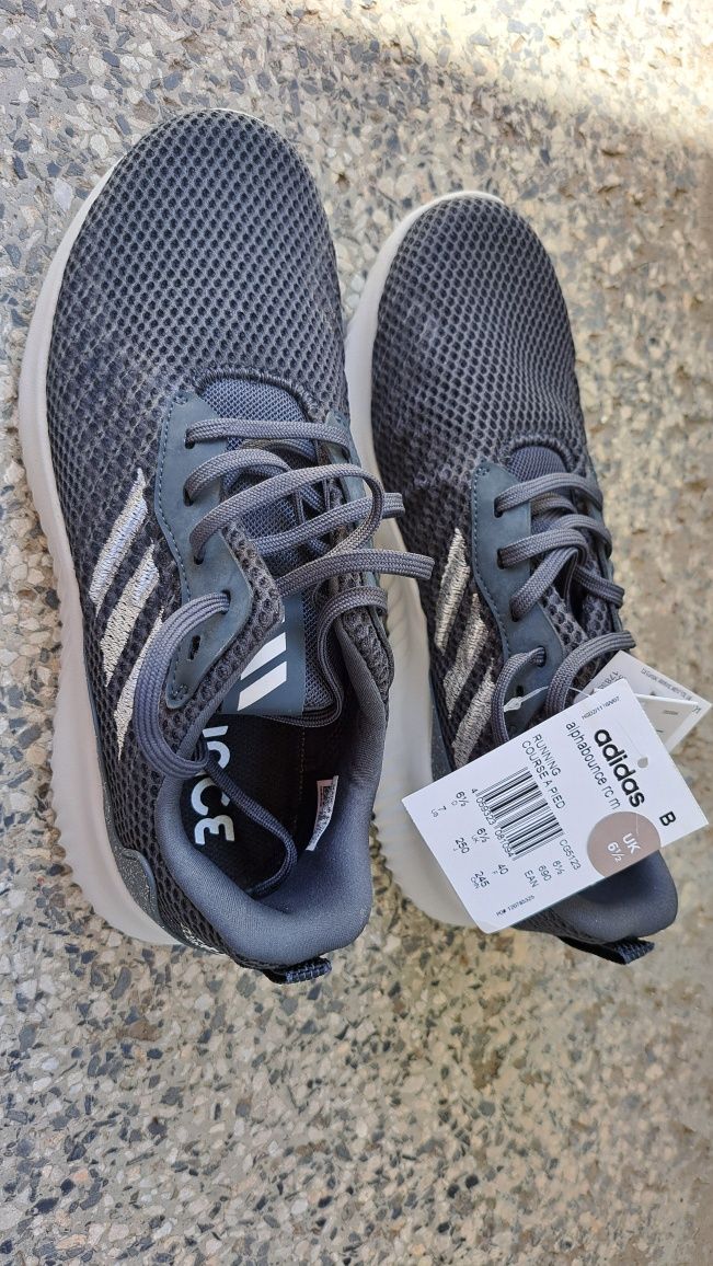 Adidas маратонки