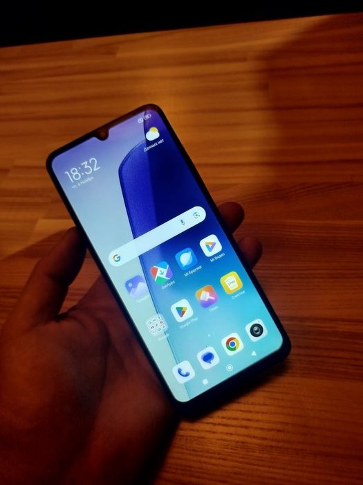 Продам телефон Redmi 14c 8/256 состояние отличное