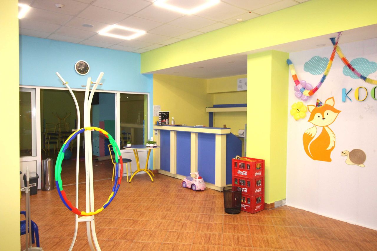 Продава се Магазин в Габрово, Център - 162 кв.м за 787 €/кв.м - Снимка #2