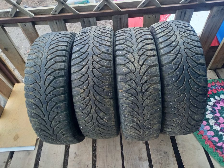 Продам шыны зима