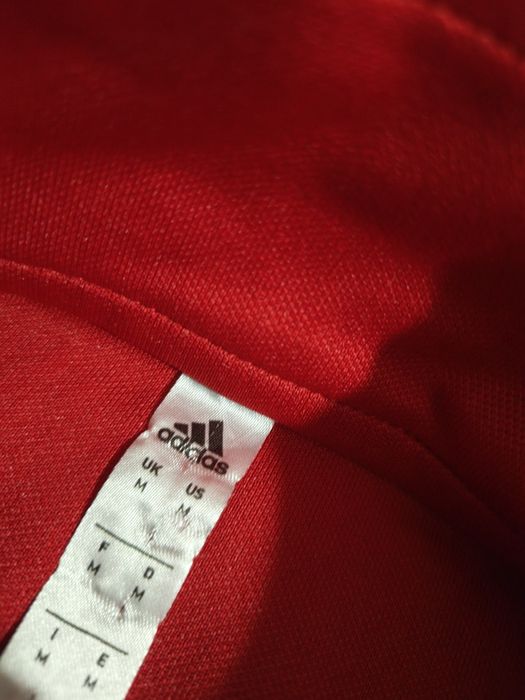 Адидас , Adidas червена спортна блуза с цип