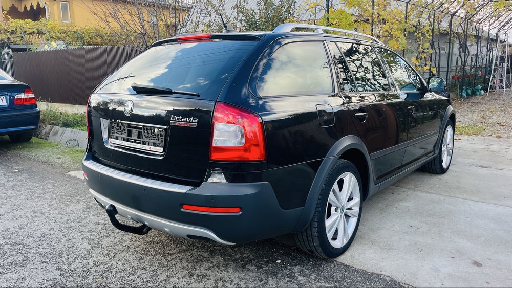 Skoda Octavia 4x4 Scout 2.0 impecabila Navi Xenon
