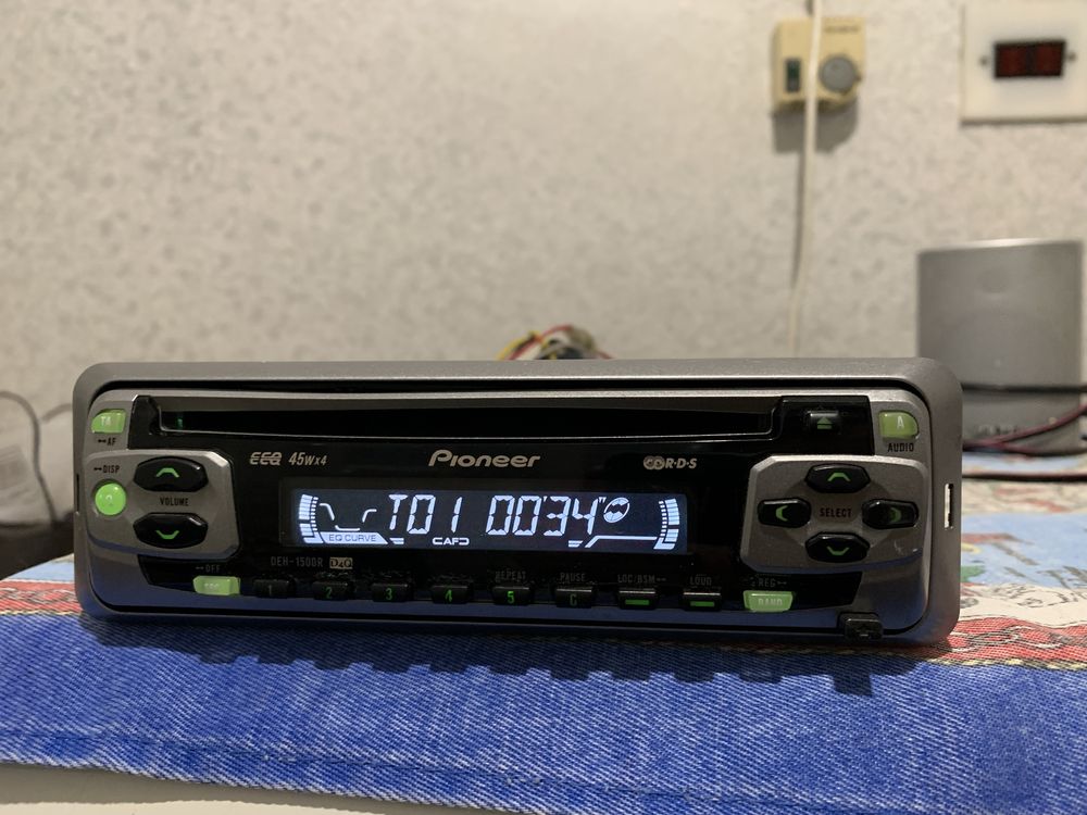 Авто Cd плеър Pioneer